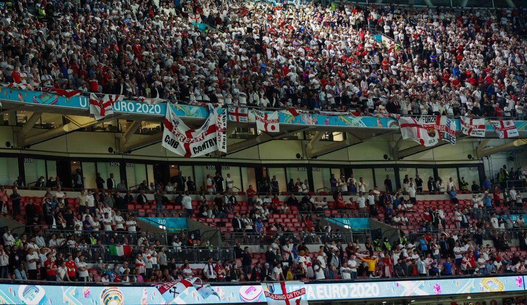 La UEFA abre expediente disciplinario contra Inglaterra La UEFA abre expediente disciplinario contra Inglaterra