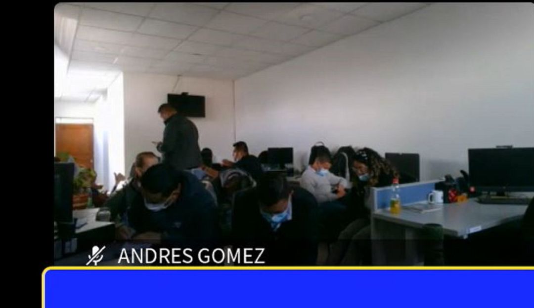 Foto tomada de la audiencia en la que fueron enviados a prisión los policías que habrían secuestrado a un ladrón Foto tomada de la audiencia en la que fueron enviados a prisión los policías que habrían secuestrado a un ladrón