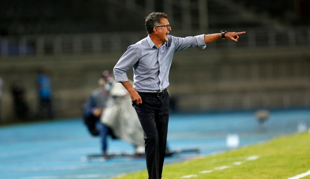 Juan Carlos Osorio en su debut con el América de Cali ante el Athletico Paranaense en Copa Sudamericana 2021 Juan Carlos Osorio en su debut con el América de Cali ante el Athletico Paranaense en Copa Sudamericana 2021