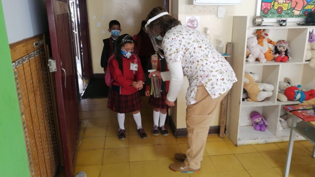 "Se ha evidenciado el enorme daño a los niños por este aislamiento social"
