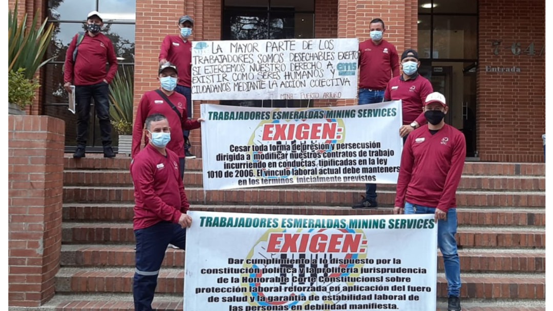 Mineros de Muzo protestan en la empresa Esmeraldas Mining Services Bogotá