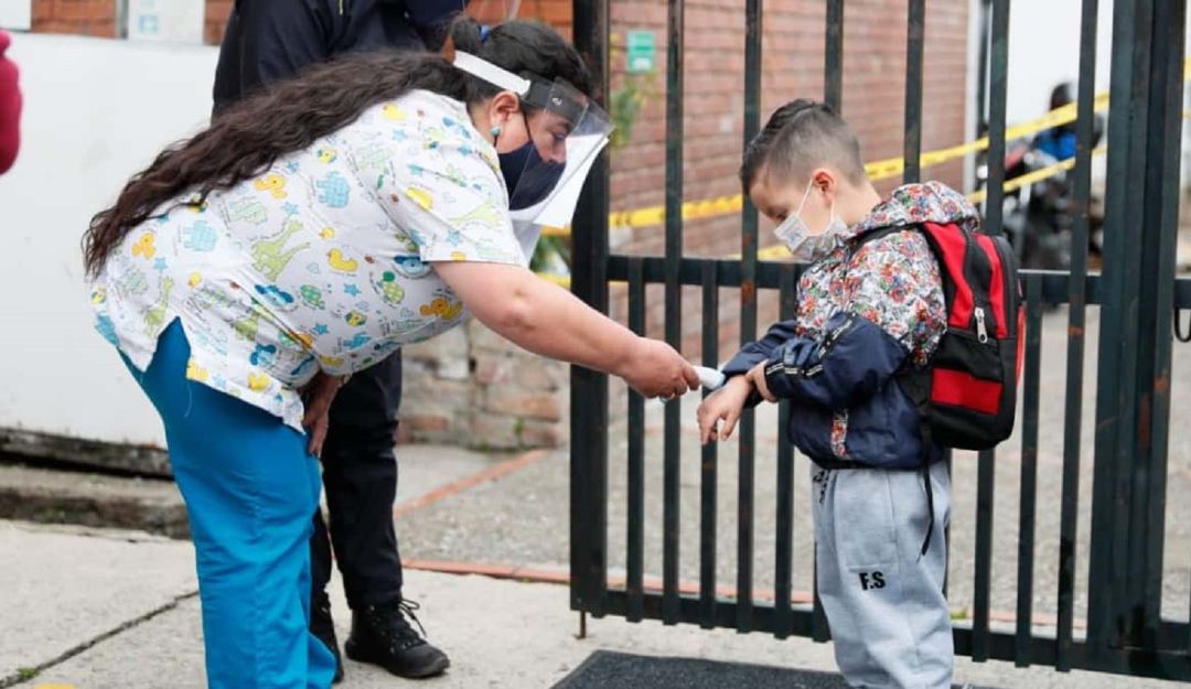 Vincularán personal para ayudar en la vigilancia de protocolos en colegios Vincularán personal para ayudar en la vigilancia de protocolos en colegios