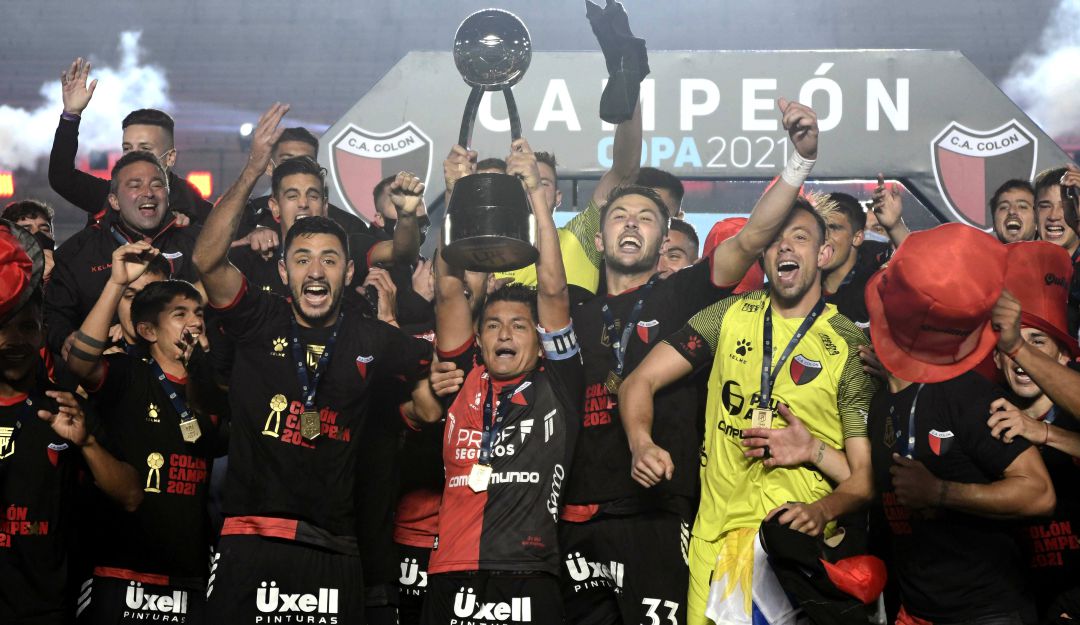 Colón, campeón de la Liga Argentina Colón, campeón de la Liga Argentina