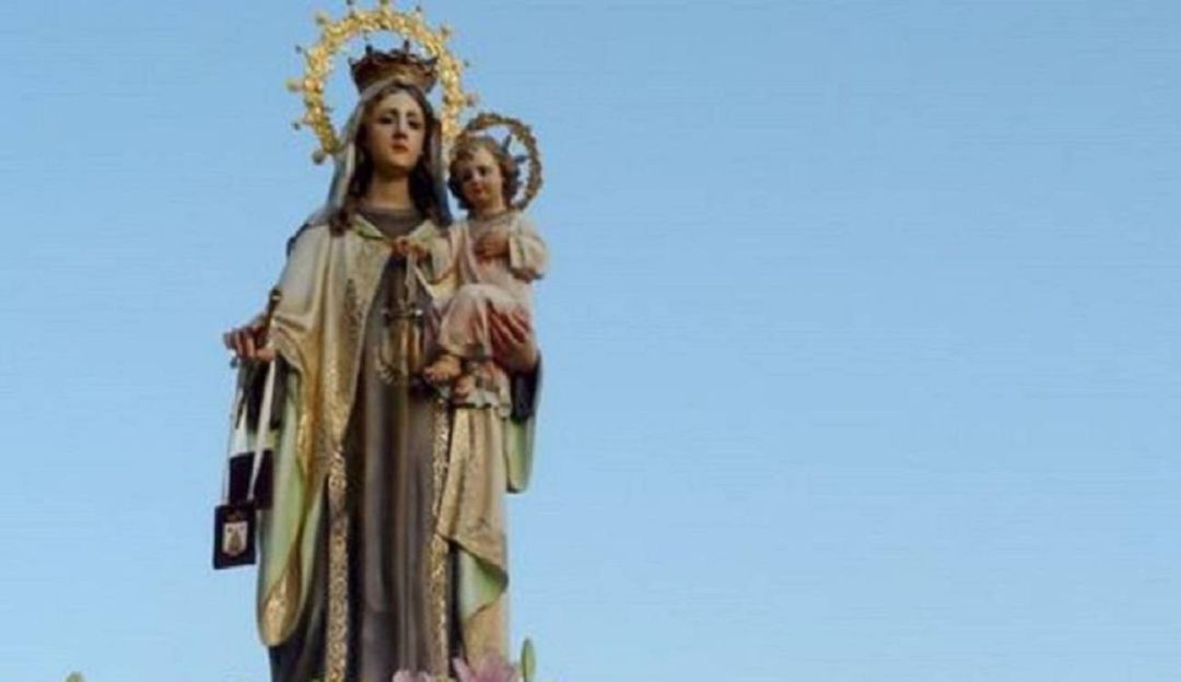 La Virgen del Carmen. La Virgen del Carmen.