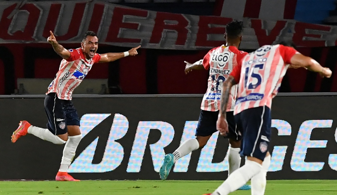 Marlon Piedrahita festeja su gol marcado ante Libertad en la Copa Sudamericana. Marlon Piedrahita festeja su gol marcado ante Libertad en la Copa Sudamericana.