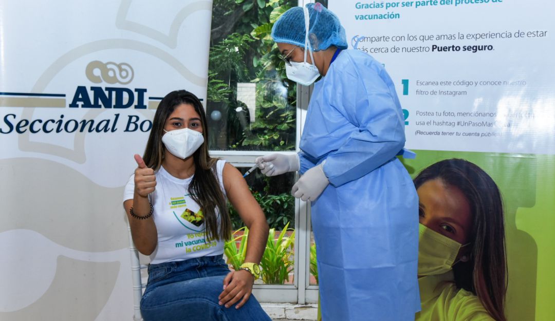 Sociedad Portuaria de Cartagena y Contecar iniciaron vacunación Sociedad Portuaria de Cartagena y Contecar iniciaron vacunación