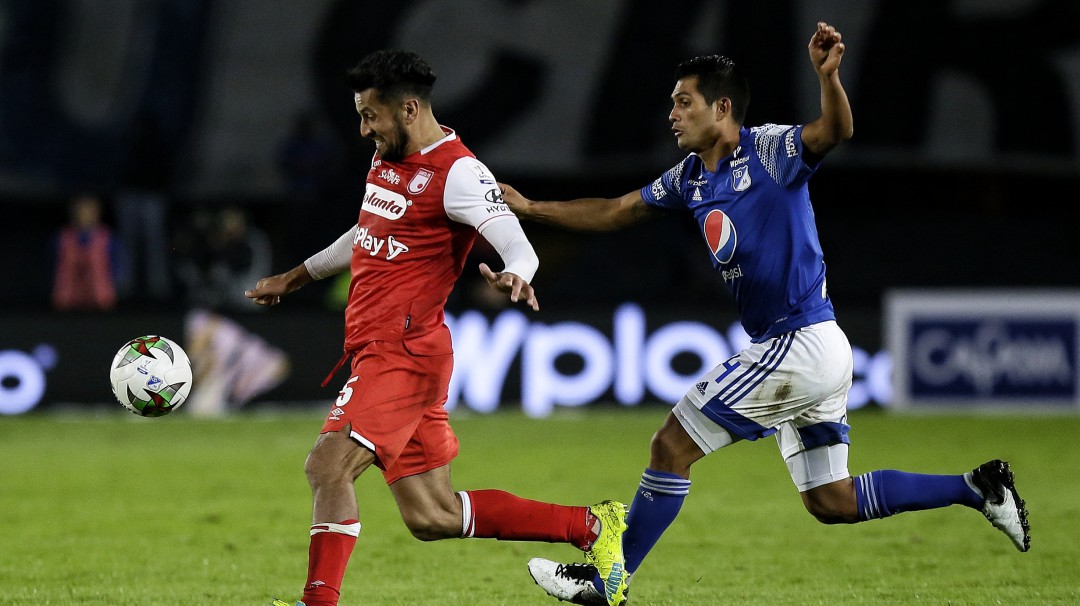 Santa Fe presentó sus dorsales y no le puso reemplazo al '5' de Pérez