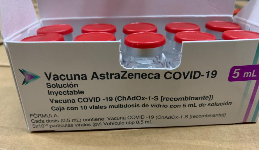 326.400 dosis de la vacuna de AstraZeneca arribaron al país 326.400 dosis de la vacuna de AstraZeneca arribaron al país
