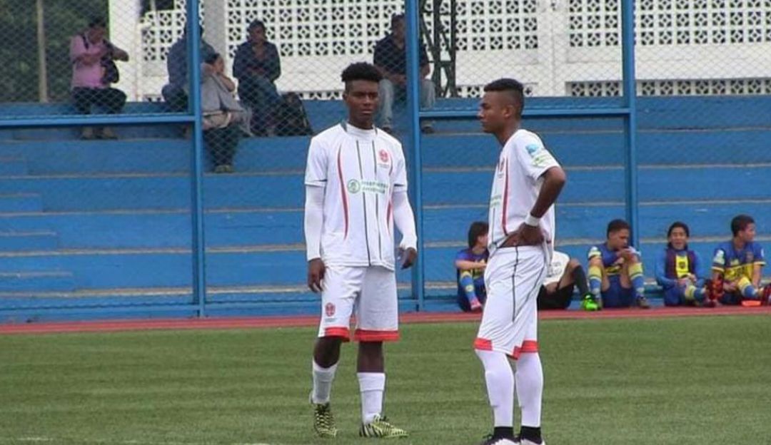 Yéiler Góez en Club Deportivo Estudiantil de Medellín Yéiler Góez en Club Deportivo Estudiantil de Medellín