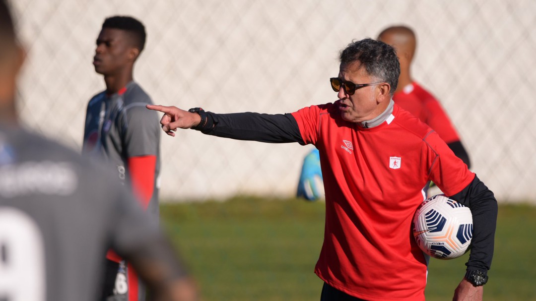 ¿Mala de memoria de Juan Carlos Osorio? Así se marchó de algunos clubes