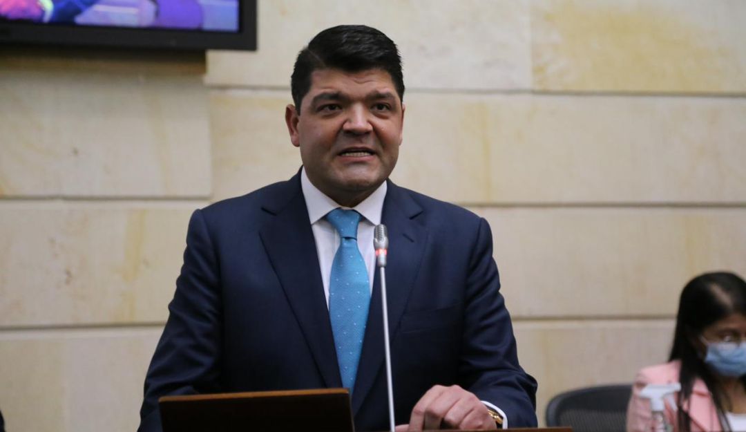Juan Diego Gómez, integrante del Partido Conservador, ocupará la presidencial del Senado en la legislatura 2021-2022 Juan Diego Gómez, integrante del Partido Conservador, ocupará la presidencial del Senado en la legislatura 2021-2022