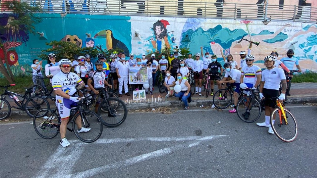 VIDEO: Plantón para exigir justicia por ciclista fallecido