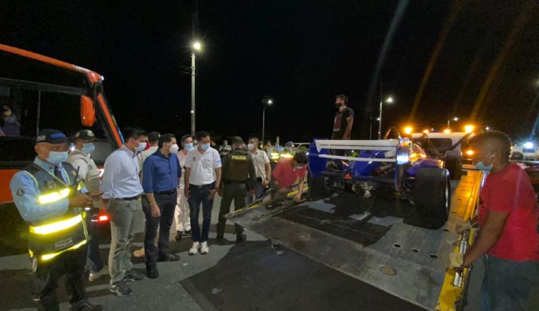Vehículo de carreras fue inmovilizado en Ibagué Vehículo de carreras fue inmovilizado en Ibagué