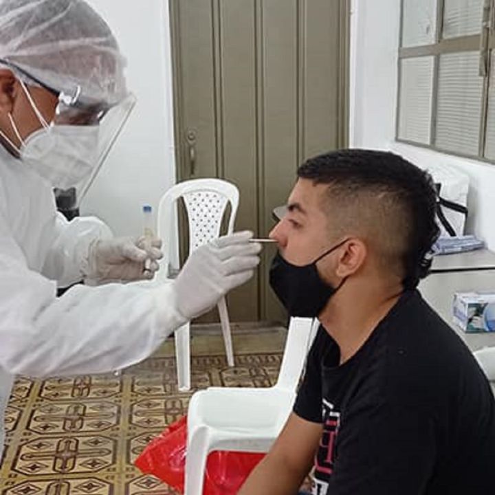 Mantener medidas de bioseguridad y la vacuna para enfrentar variantes COVID