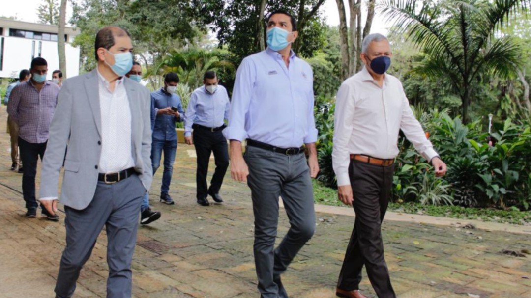 VIDEO: Anuncian vacunación para mayores de 25 años