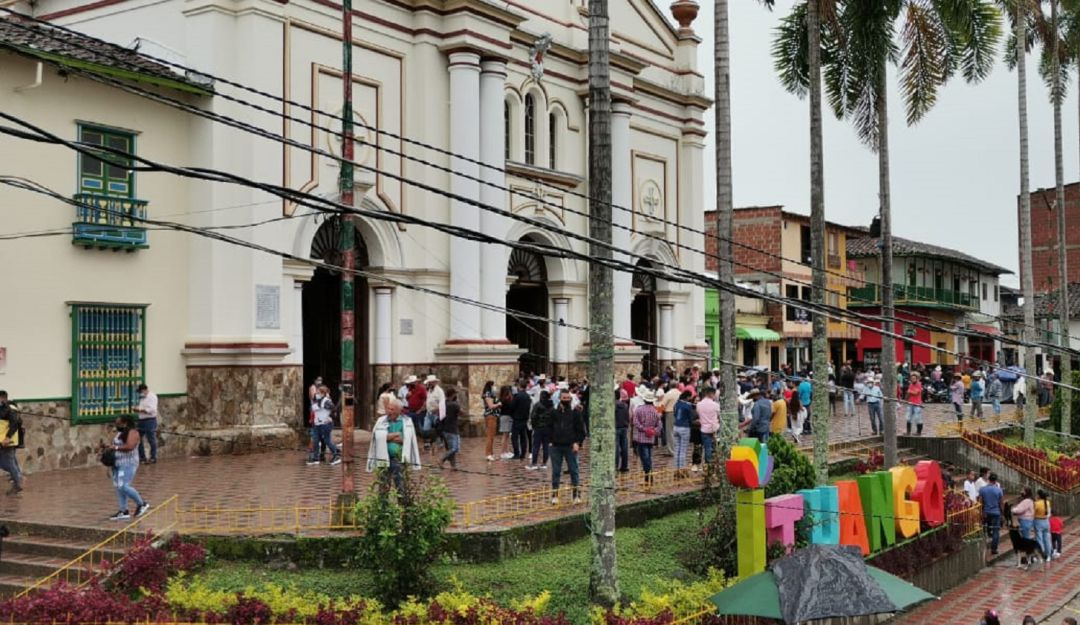 La administración también garantizará el traslado de pacientes urgentes a la capital antioqueña La administración también garantizará el traslado de pacientes urgentes a la capital antioqueña