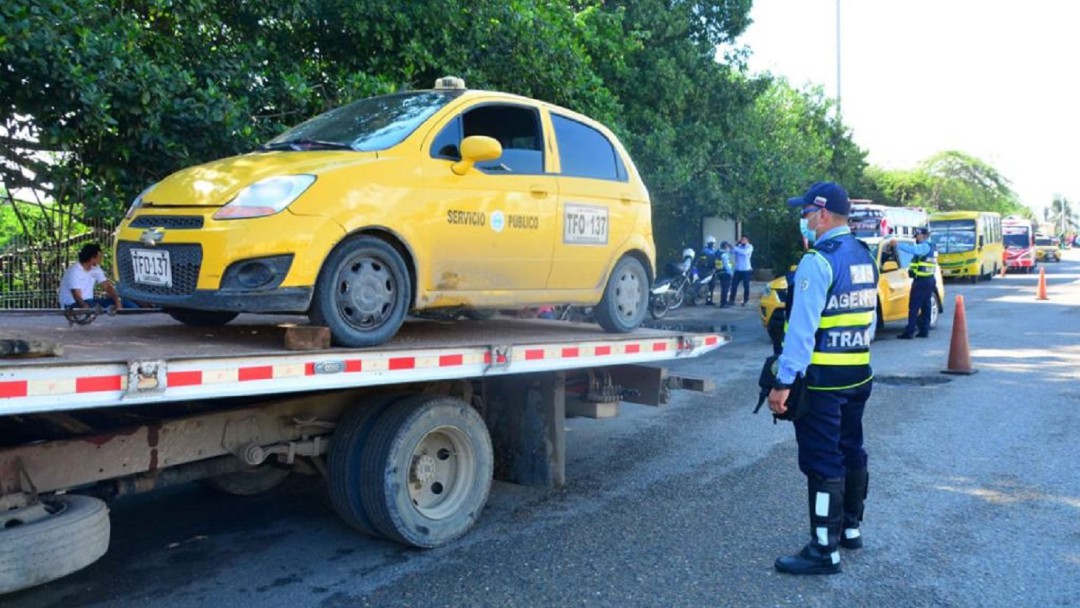 Concejales denunciaron mal estado de grúas del DATT en Cartagena