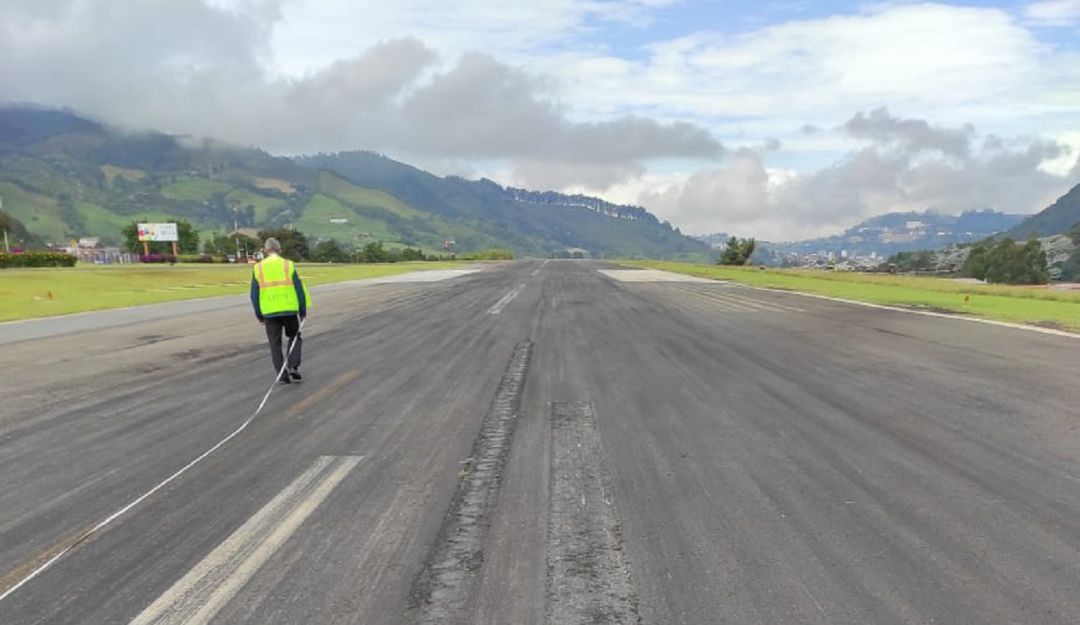 Pista del aeropuerto La Nubia Pista del aeropuerto La Nubia