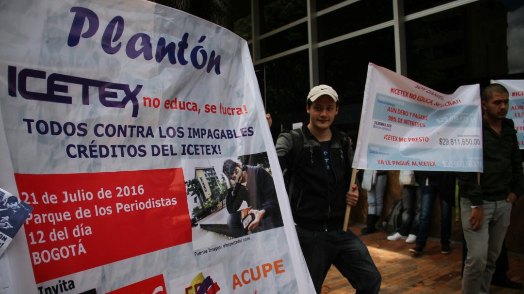 Congresistas de oposición radicaron nuevo proyecto para reformar el ICETEX