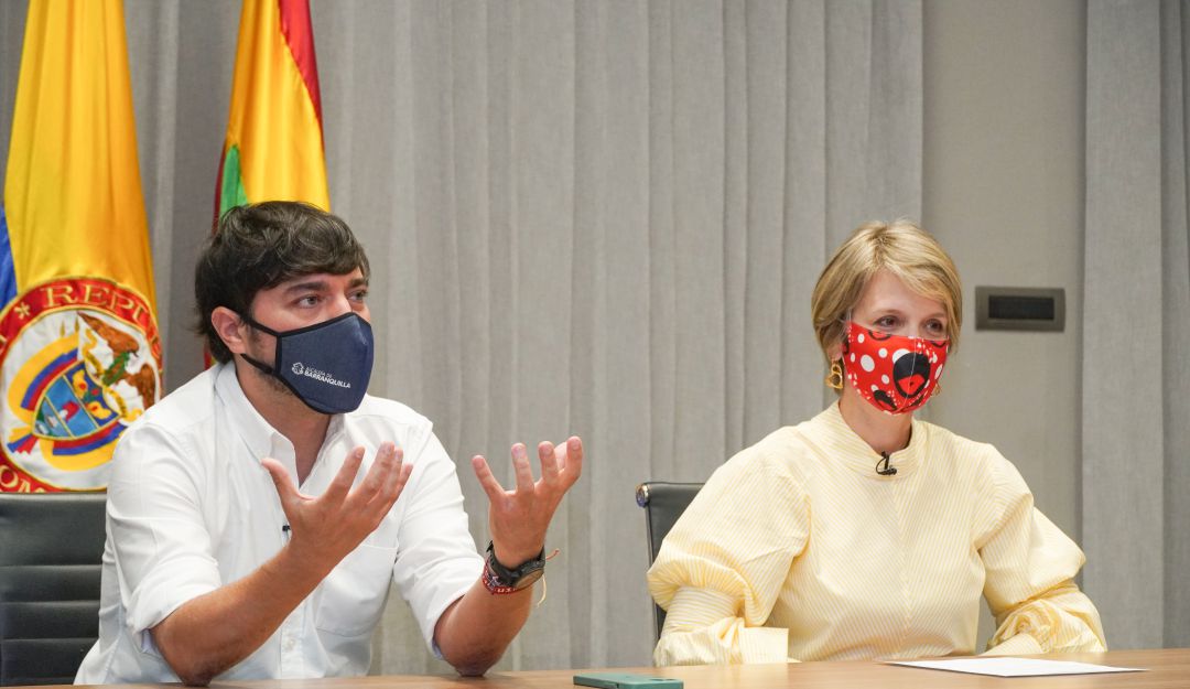 Alcalde Jaime Pumarejo y Sandra Gómez, nueva directora de Carnaval SAS Alcalde Jaime Pumarejo y Sandra Gómez, nueva directora de Carnaval SAS