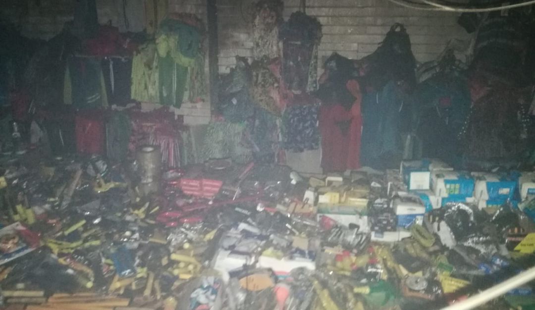 La emergencia fue atendida por el cuerpo de Bomberos en el barrio La Consolata La emergencia fue atendida por el cuerpo de Bomberos en el barrio La Consolata