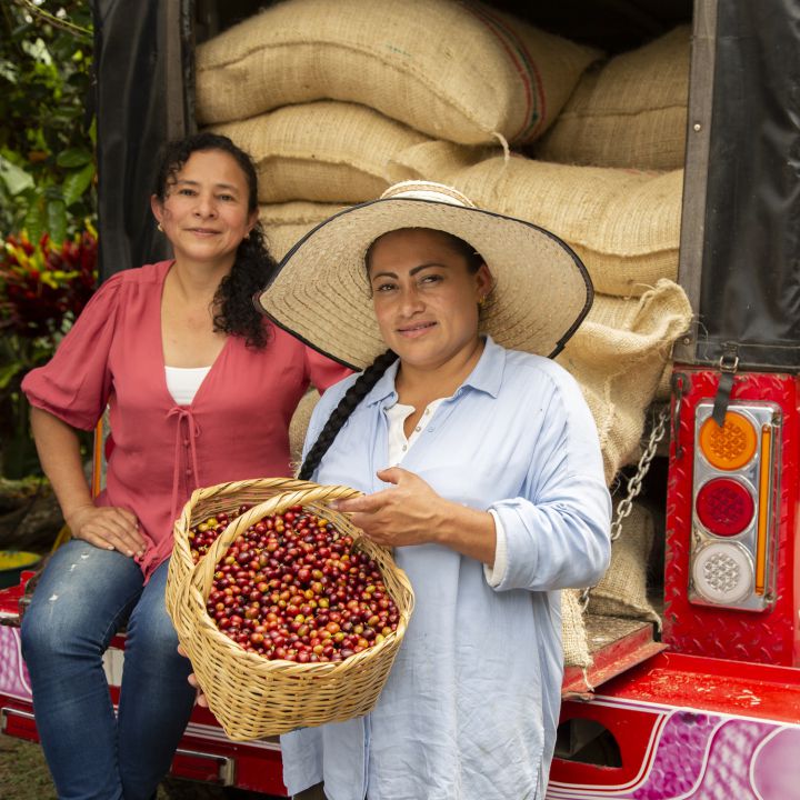 Mujeres Cafeteras, un homenaje al trabajo de las caficultoras colombianas