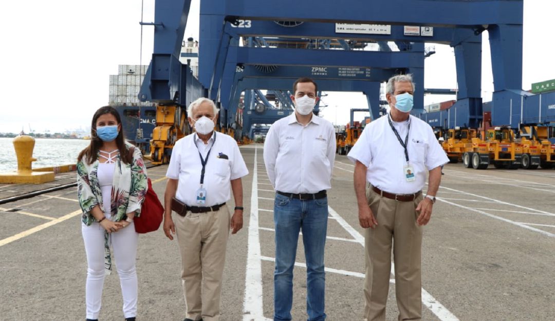 El Superintendente Andrés Barreto recibió información sobre las operaciones marítimas, tecnología, entre otros temas El Superintendente Andrés Barreto recibió información sobre las operaciones marítimas, tecnología, entre otros temas
