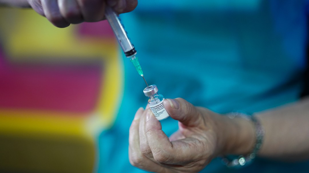 Grandes organizaciones piden a farmacéuticas priorizar a países pobres