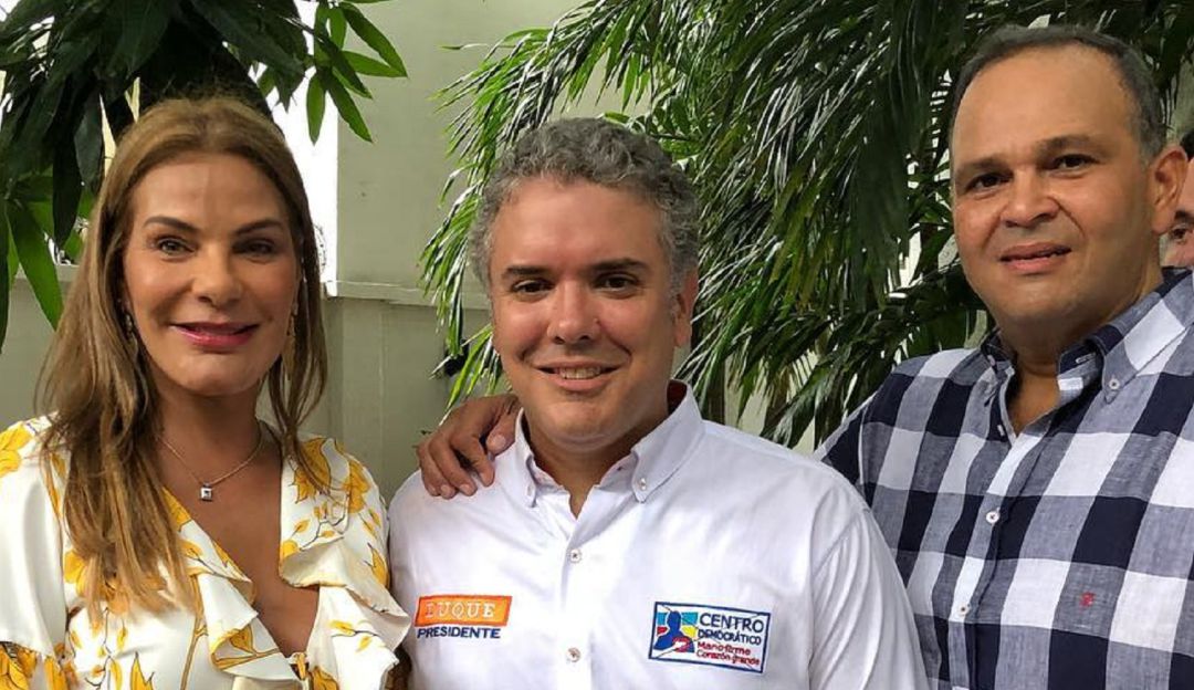 José Guillermo 'Ñeñe' Hernández (derecha) publicaba en redes sociales sus encuentros con el entonces candidato presidencial Iván Duque (centro). , José Guillermo 'Ñeñe' Hernández (derecha) publicaba en redes sociales sus encuentros con el entonces candidato presidencial Iván Duque (centro). ,