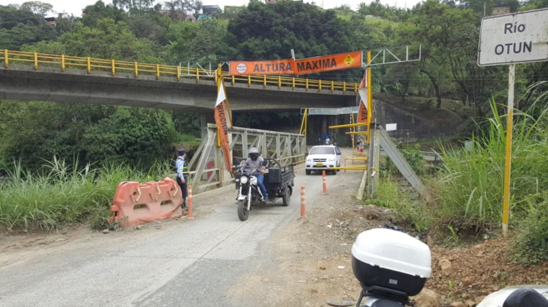 Anuncian reconstrucción del Puente Curtiembres de Pereira