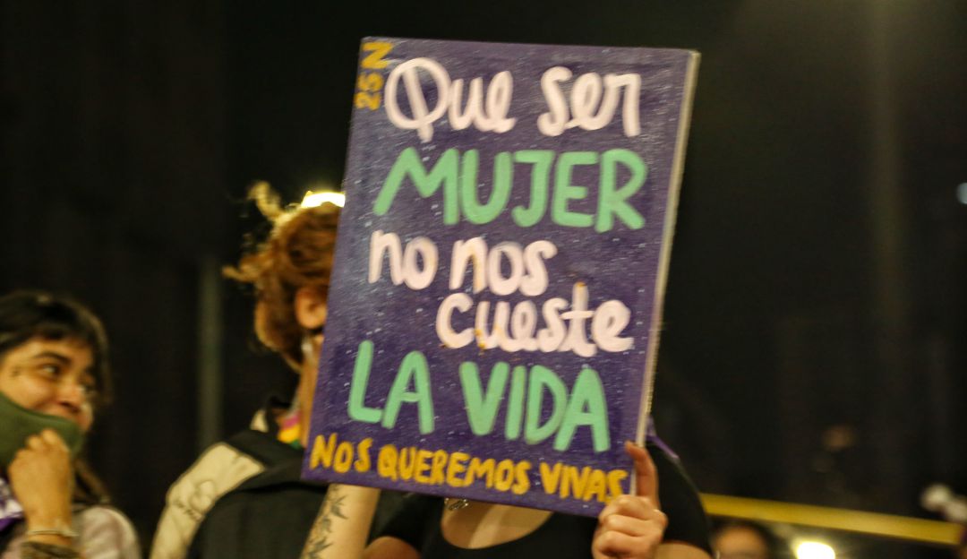 Violencia a la mujer Violencia a la mujer