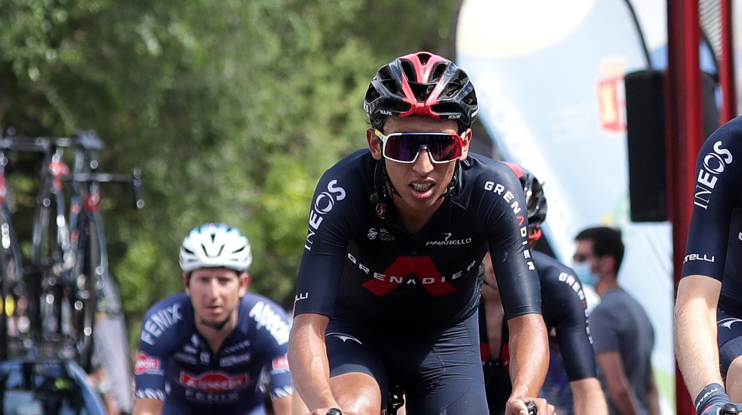 Egan Bernal sufrió caída en la primera etapa de la Vuelta a Burgos
