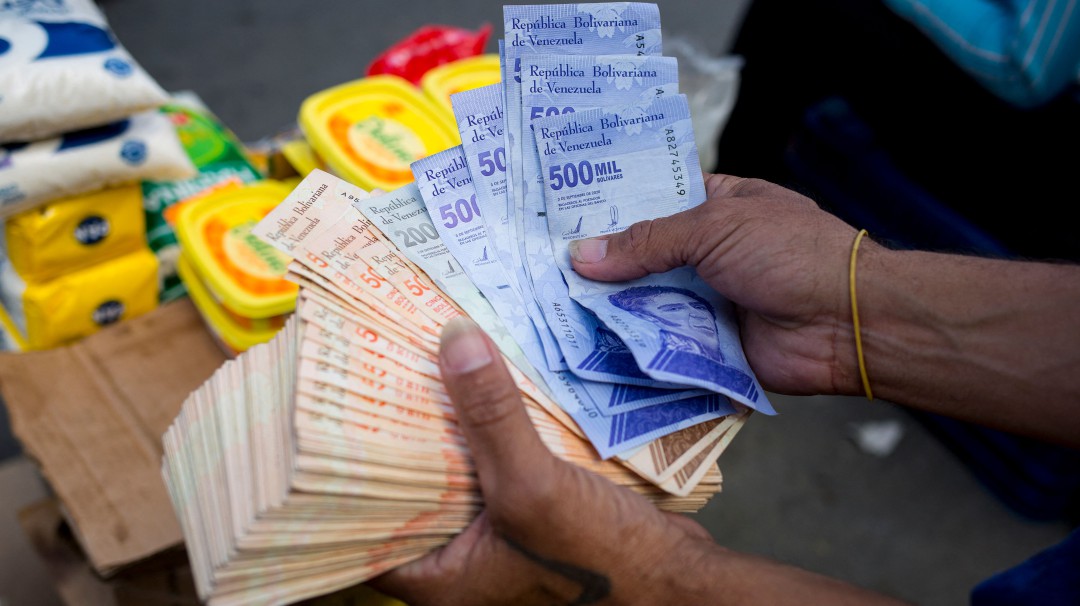 Venezuela anuncia una nueva reconversión que eliminará 6 ceros a la moneda