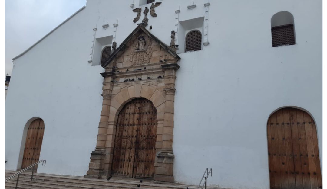 Iglesias y casas museo el eco de 202 años de historia de Tunja. Iglesias y casas museo el eco de 202 años de historia de Tunja.