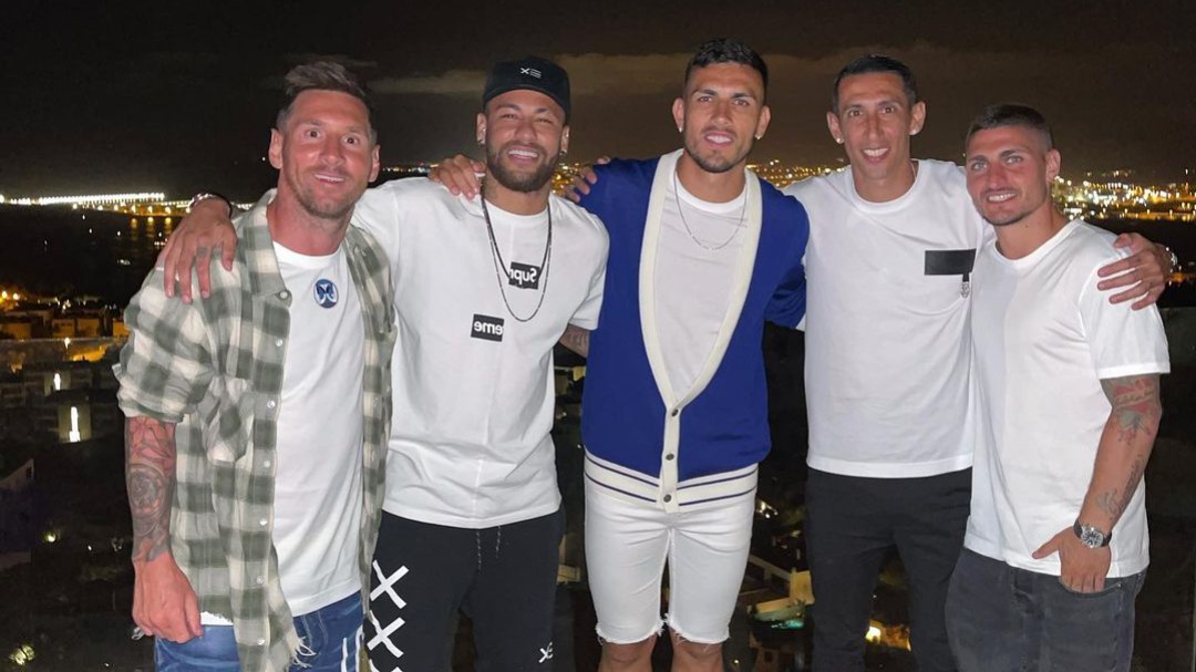 ¿Foto premonición? Messi explicó la razón de su reunión con amigos del PSG