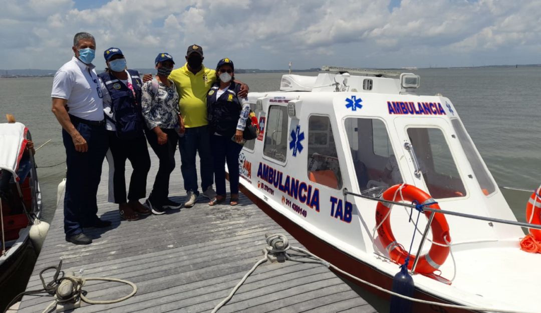 La ambulancia estará disponible las 24 horas de los siete días de la semana para traslado de pacientes hasta el muelle de La Bodeguita o Manga La ambulancia estará disponible las 24 horas de los siete días de la semana para traslado de pacientes hasta el muelle de La Bodeguita o Manga
