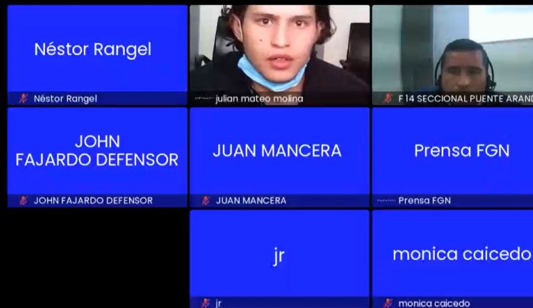 La Fiscalía le imputó el delito de tentativa de homicidio a Julián Mateo Molina por la agresión a un aficionado de Santa Fe en el estadio El Campín La Fiscalía le imputó el delito de tentativa de homicidio a Julián Mateo Molina por la agresión a un aficionado de Santa Fe en el estadio El Campín