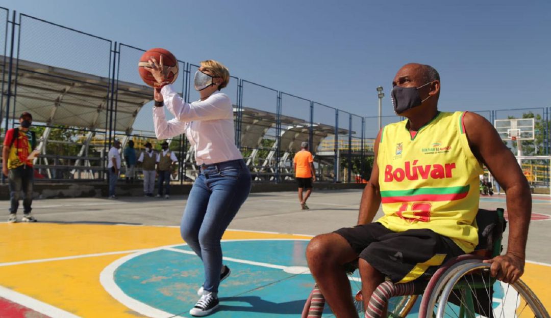Estas sillas cuentan con dimensiones y características especiales diseñadas específicamente para la práctica deportiva Estas sillas cuentan con dimensiones y características especiales diseñadas específicamente para la práctica deportiva