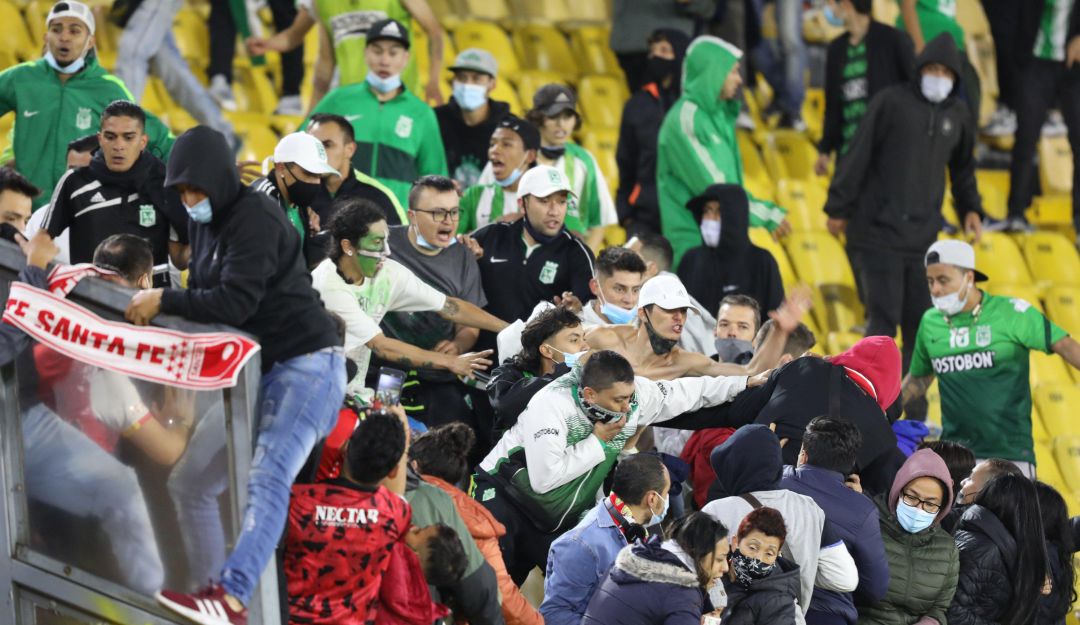 Hechos violentos en el partido Santa Fe vs Atlético Nacional en 2021 Hechos violentos en el partido Santa Fe vs Atlético Nacional en 2021