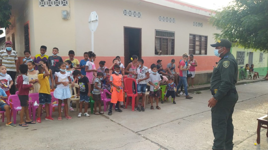 Policía de Bolívar capacitó a niños en prevención al consumo de drogas