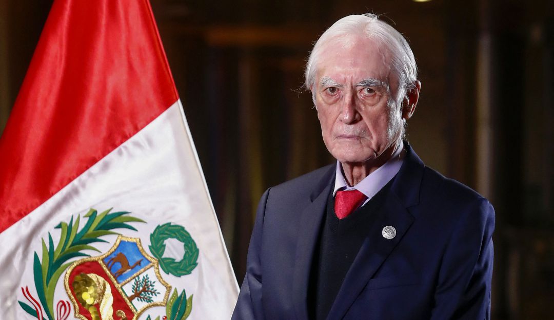 El excanciller de Perú, Héctor Béjar. El excanciller de Perú, Héctor Béjar.