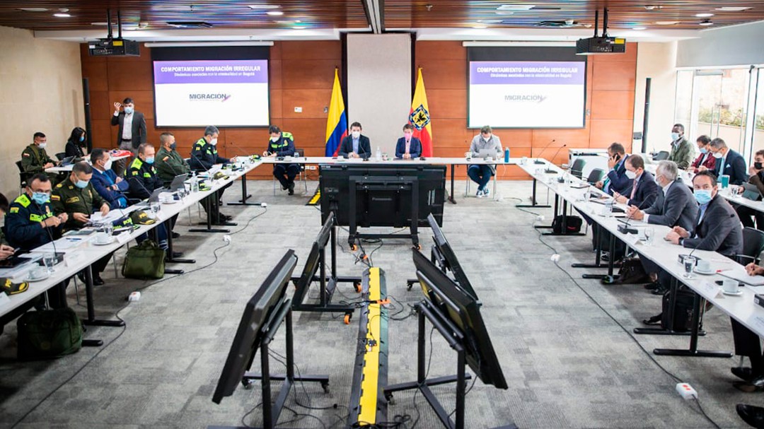 Crean comando conjunto en Bogotá para combatir criminales migrantes