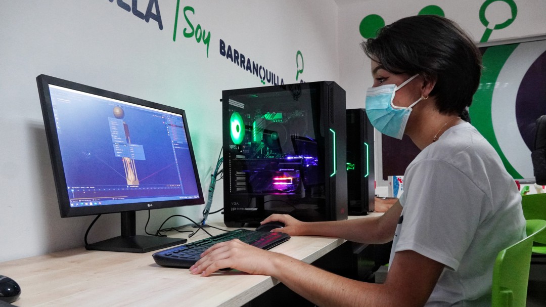 Abre inscripciones en programa que impulsa empleo juvenil en tecnología