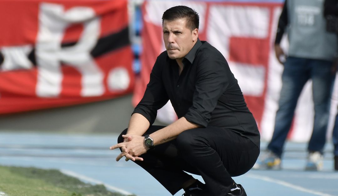 Juan Cruz Real, técnico argentino que estaría cerca de llegar a un nuevo equipo en Colombia Juan Cruz Real, técnico argentino que estaría cerca de llegar a un nuevo equipo en Colombia