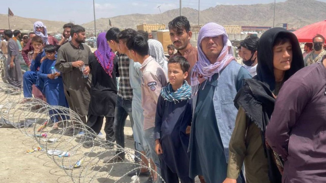 Estadía de refugiados afganos en Colombia será financiada por EEUU