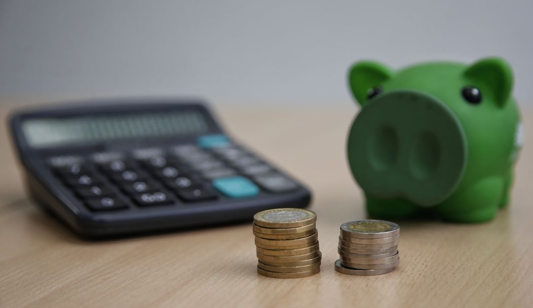 Retiran polémico proyecto que buscaba regular la profesión del economista Retiran polémico proyecto que buscaba regular la profesión del economista