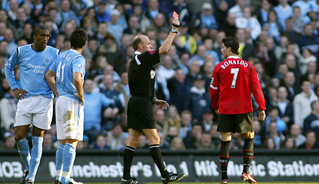 Cristiano Ronaldo con el Manchester United enfrentando al Manchester City Cristiano Ronaldo con el Manchester United enfrentando al Manchester City