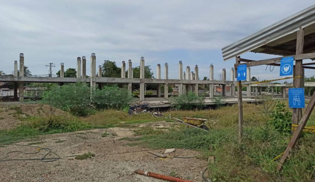 Obras de construcción del colegio Nuevo Bosque. Obras de construcción del colegio Nuevo Bosque.
