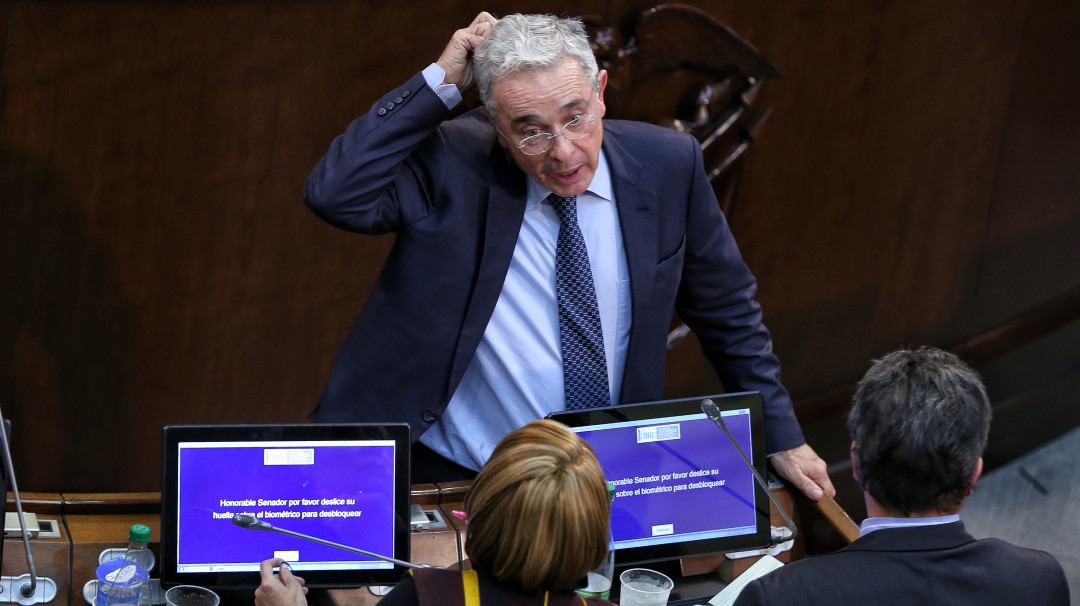 Expresidente Álvaro Uribe defiende su propuesta de una amnistía general