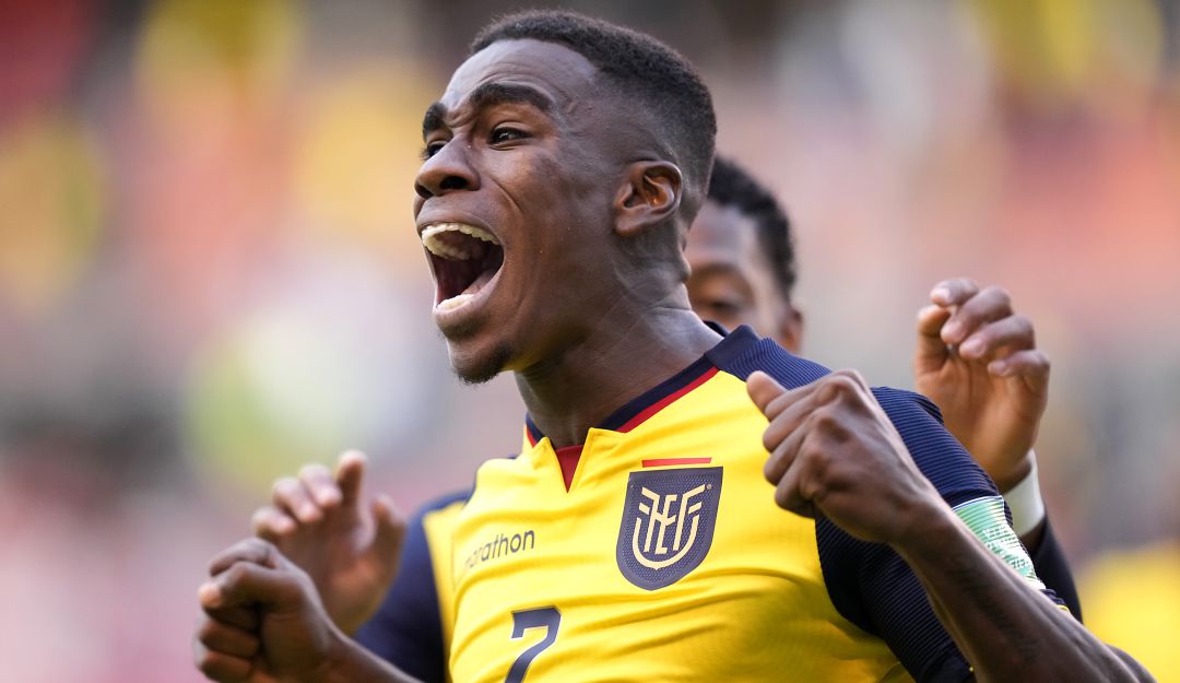 Felix Torres, autor del gol que abrió el marcador entre Ecuador y Paraguay Felix Torres, autor del gol que abrió el marcador entre Ecuador y Paraguay